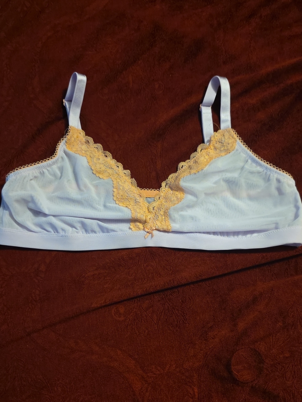 Victoria's Secret Lavender Bralette with Peach Lace XL